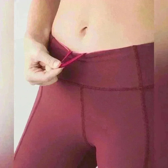 Lululemon Tight Stuff Tight~Wine Berry / Bon Bon ~ size 8 - Picture 6 of 15
